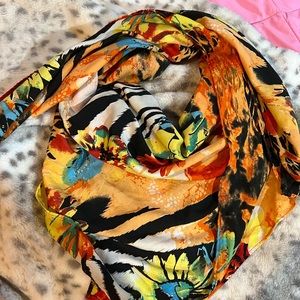 Hand Made Multicolored Scarft